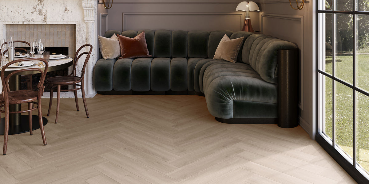 Invictus Maximus Dryback Divine Oak Herringbone – Pure – aranżacja
