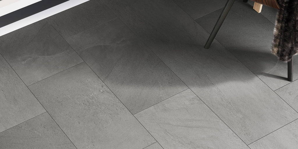 Invictus Maximus Dryback Groovy Granite – Steel New – aranżacja
